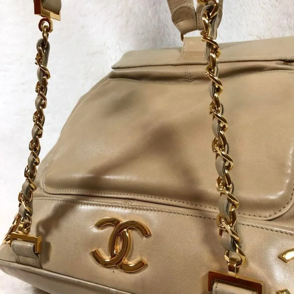 CHANEL CC Vintage Lambskin Beige Gold Backpack Bag Drawstring Chain - Picture 13 of 15